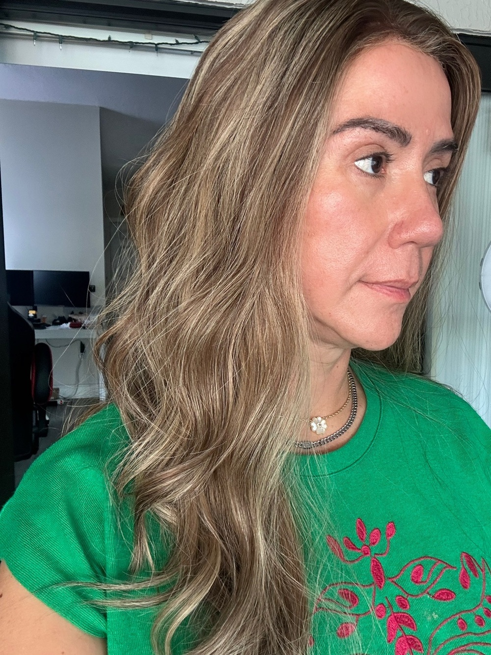 Long Wavy Blonde-Brown Blend Human Hair Wig – Natural Ash Blonde Highlights